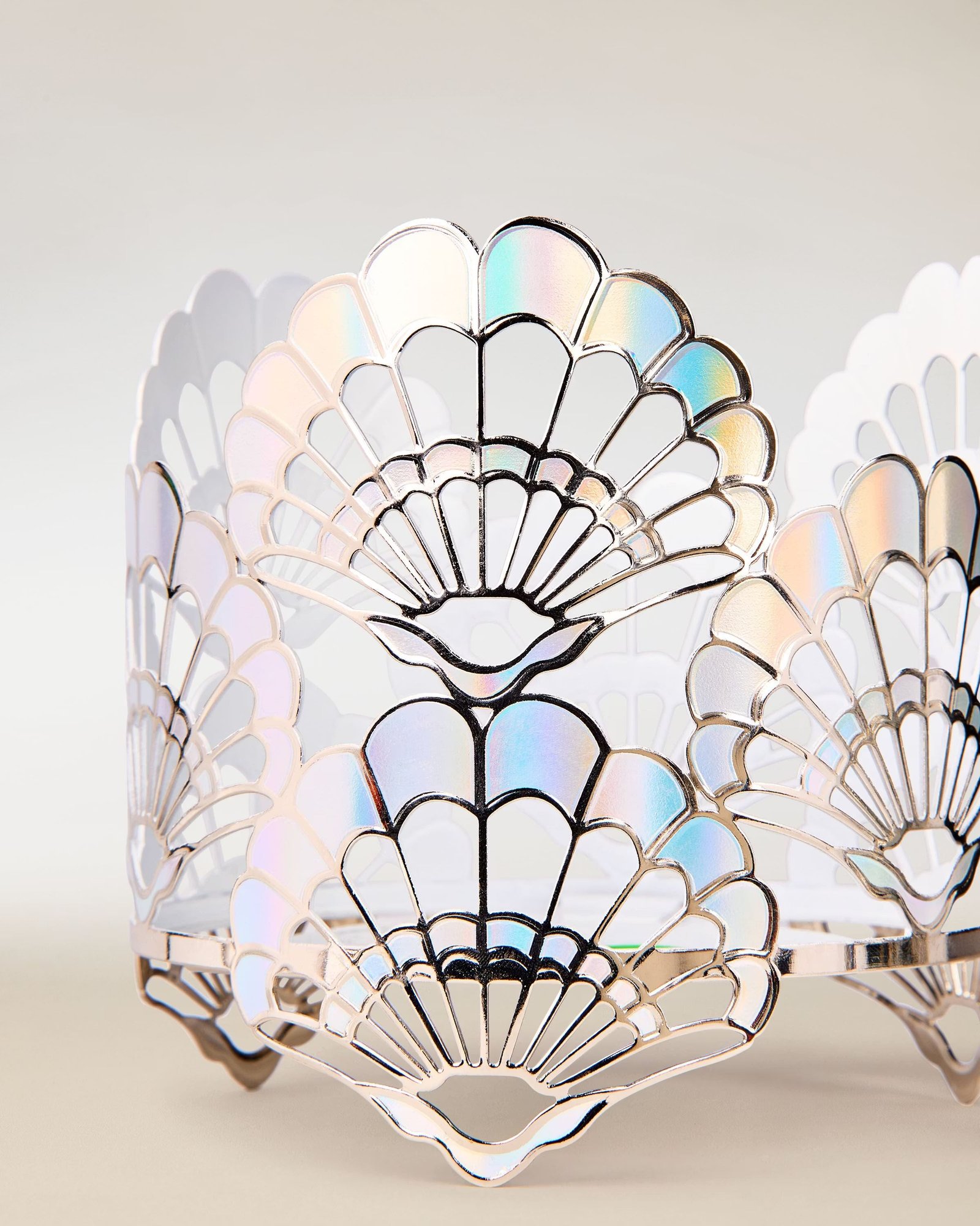 Opalescent Seashells 3-Wick Candle Holder - Image 3