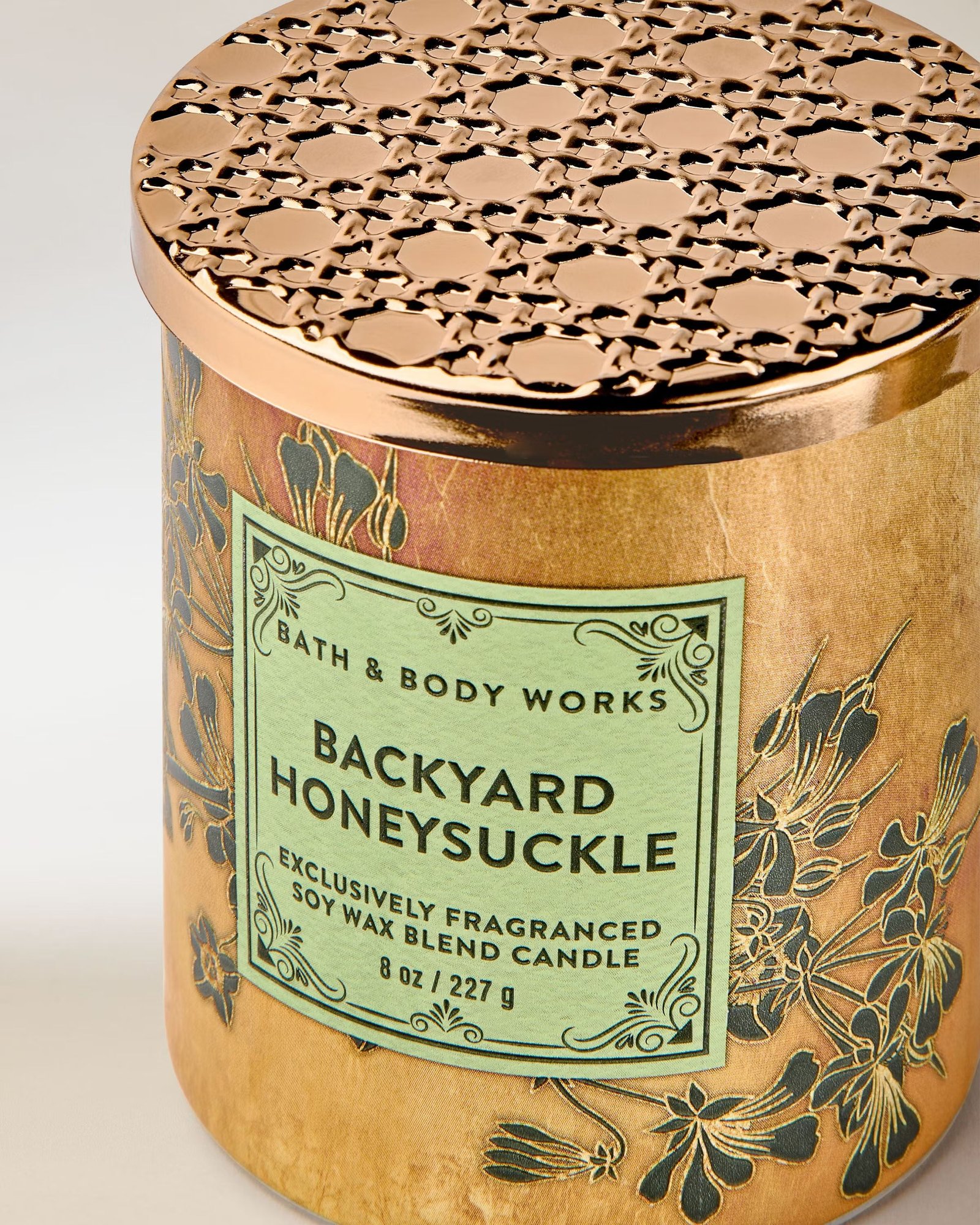 Backyard Honeysuckle Single Wick Candle - Image 2