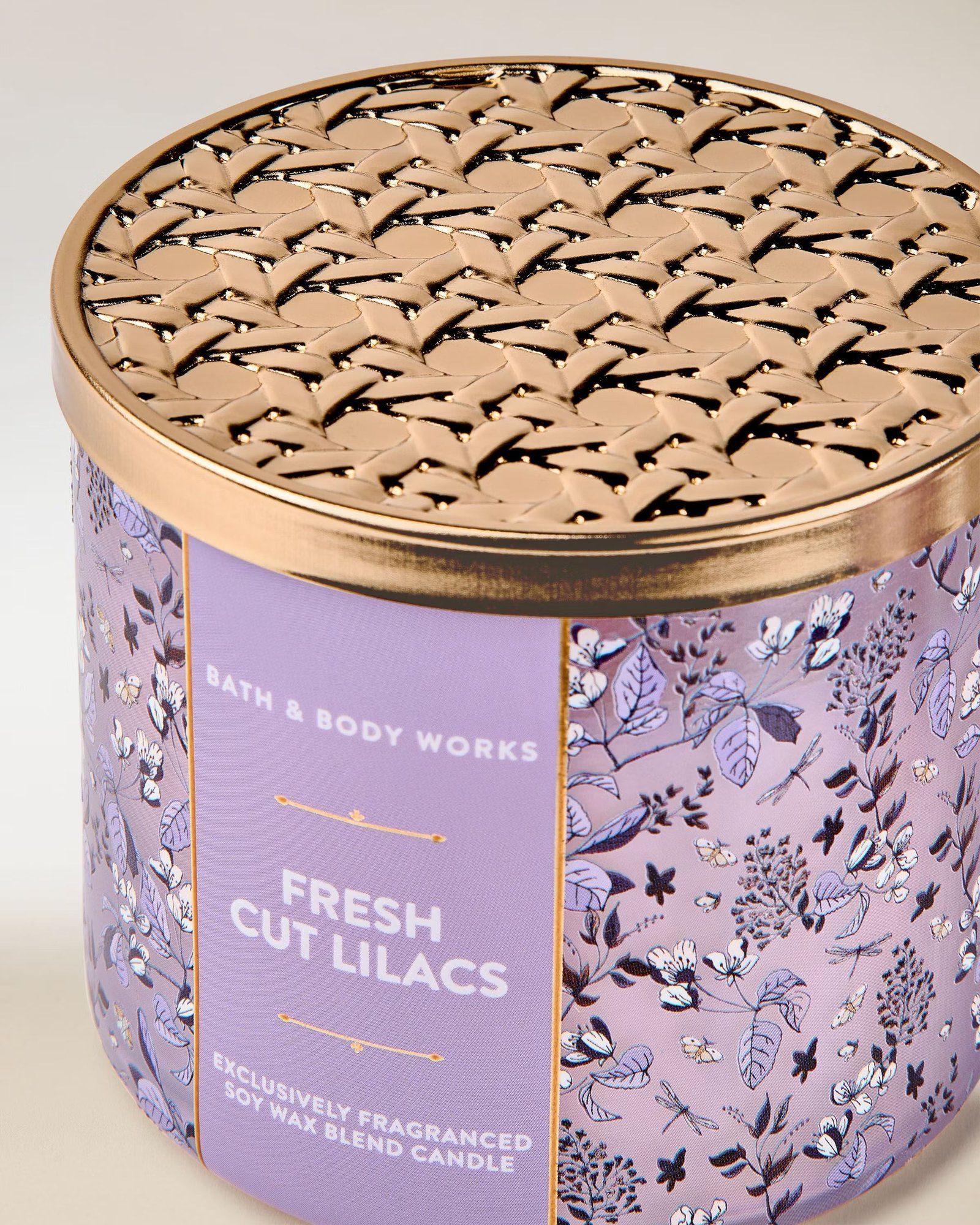 Fresh Cut Lilacs 3-Wick Candle - Image 2