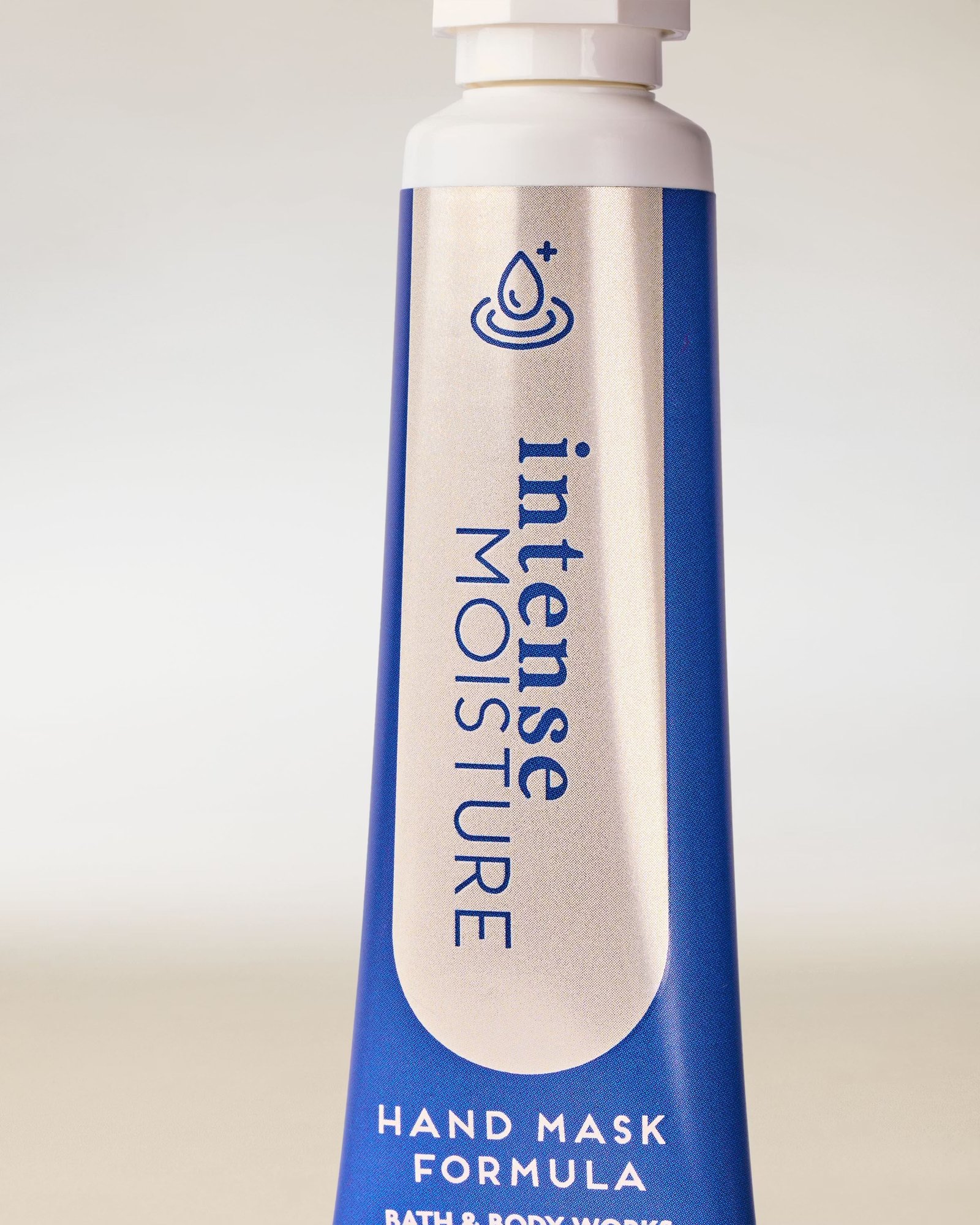 Intense Moisture Hand Mask - Image 2